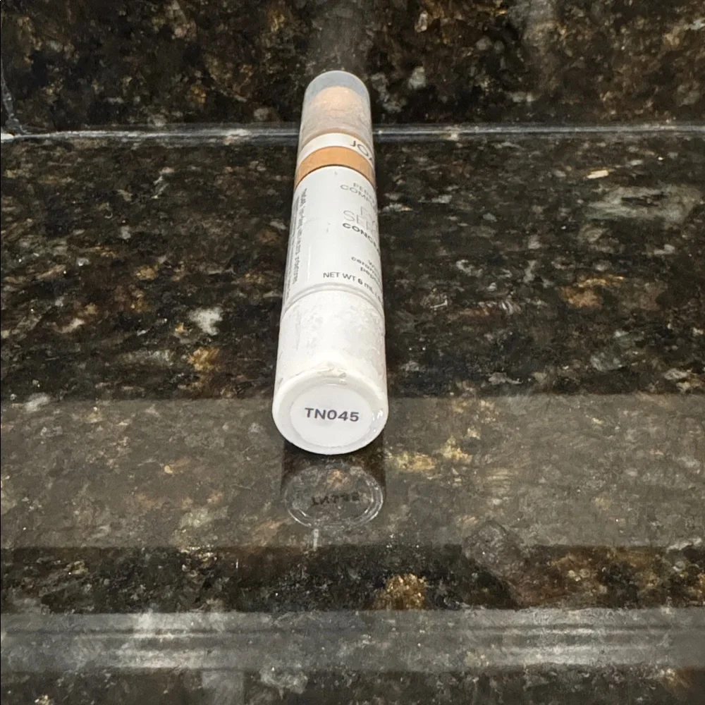 TN045‎ JOAH Perfect Complexion Under Eye Serum Concealer - Tan/Deep Neutral